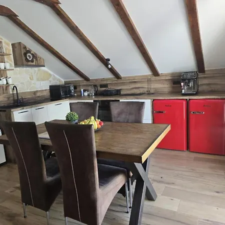 Angir Martina With Sea View Brodarica (Sibenik-Knin)