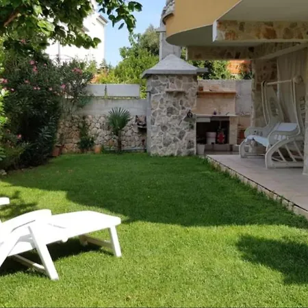 Angir Martina With Sea View Apartment